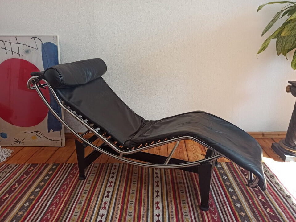 Chaise longue Cassina Le Corbusier LC4 (cuir/noir/chrome).