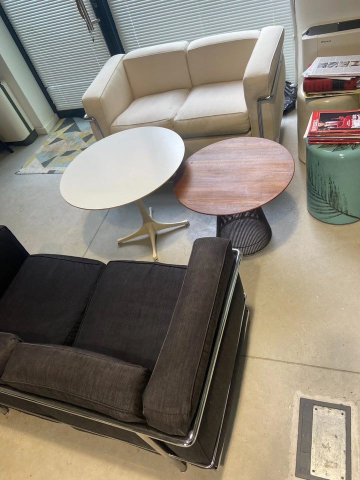 Deux canapés originaux Cassina LC2 - Le Corbusier / Perriand / Jeanneret-