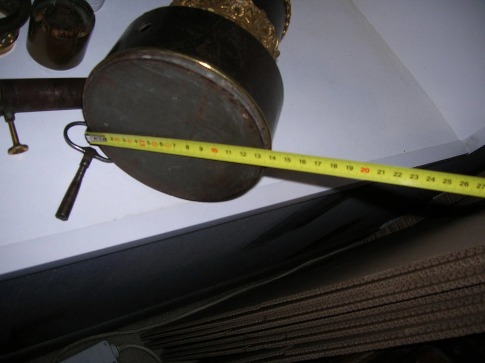 ANCIENNE LAMPE A MECANISME HORLOGERIE type CARCEL