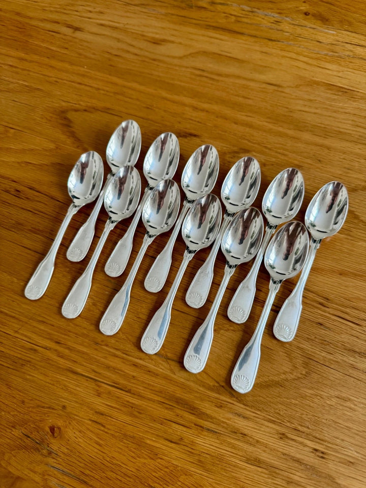 Ménagère Christofle 61 pièces, modèle Vendôme, métal argenté