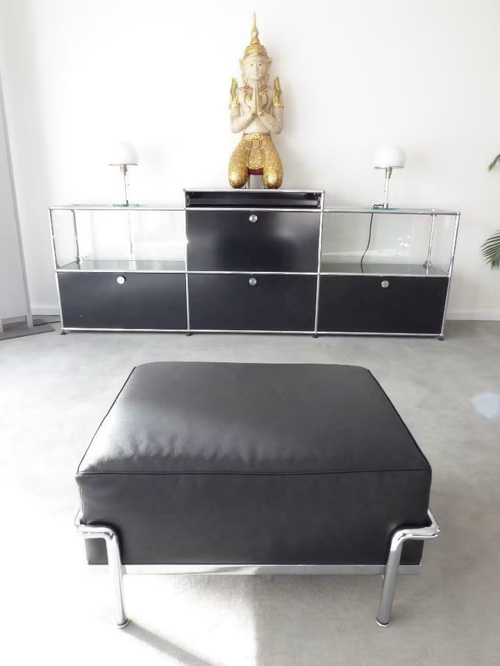 Tabouret Cassina Le Corbusier LC2 LC3 Cuir noir, Chrome,
