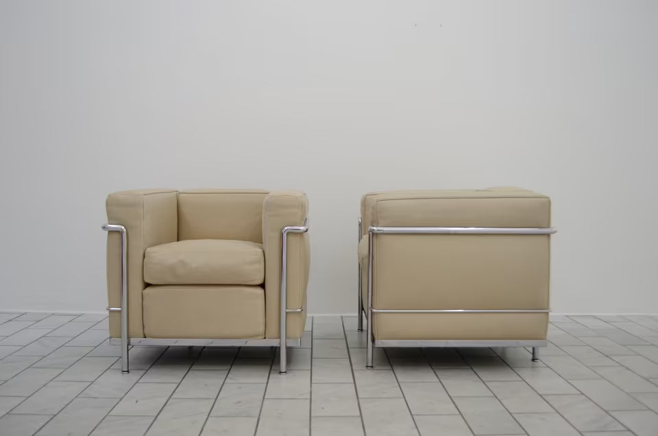 Fauteuil en cuir CASSINA LC2 Le Corbusier Z Cuir naturel 1v2