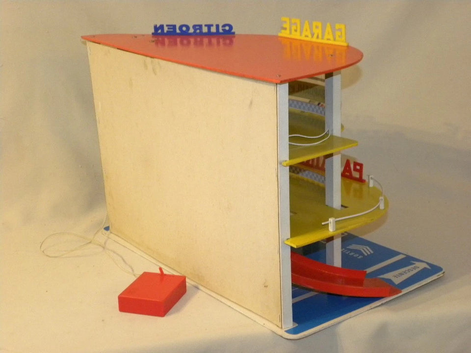 JOUET ANCIEN GARAGE CITROEN STATION SERVICE ESSO DEPREUX POUR NOREV DINKY CIJ +