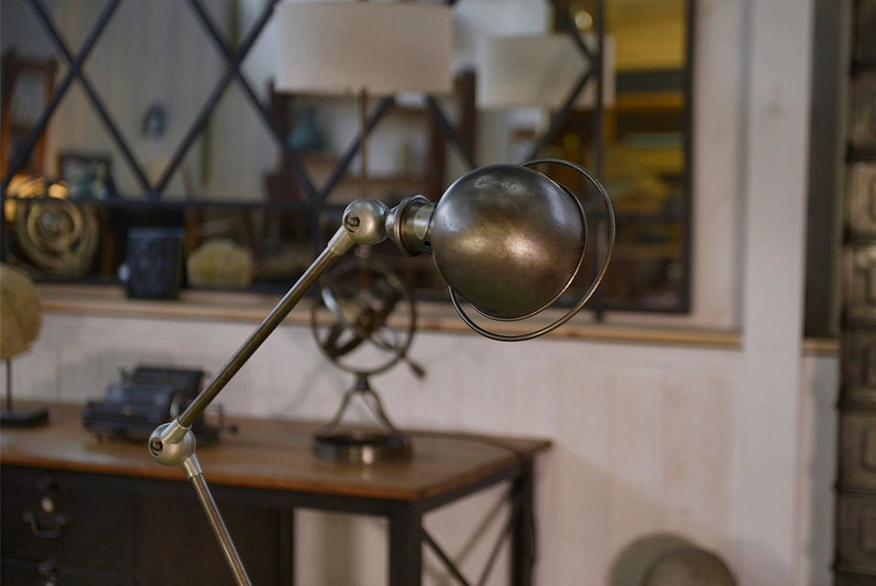 Lampe Jieldé 2 bras réglables sur socle par Jean-Louis Domecq 1950's