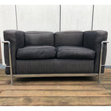 Deux canapés originaux Cassina LC2 - Le Corbusier / Perriand / Jeanneret-