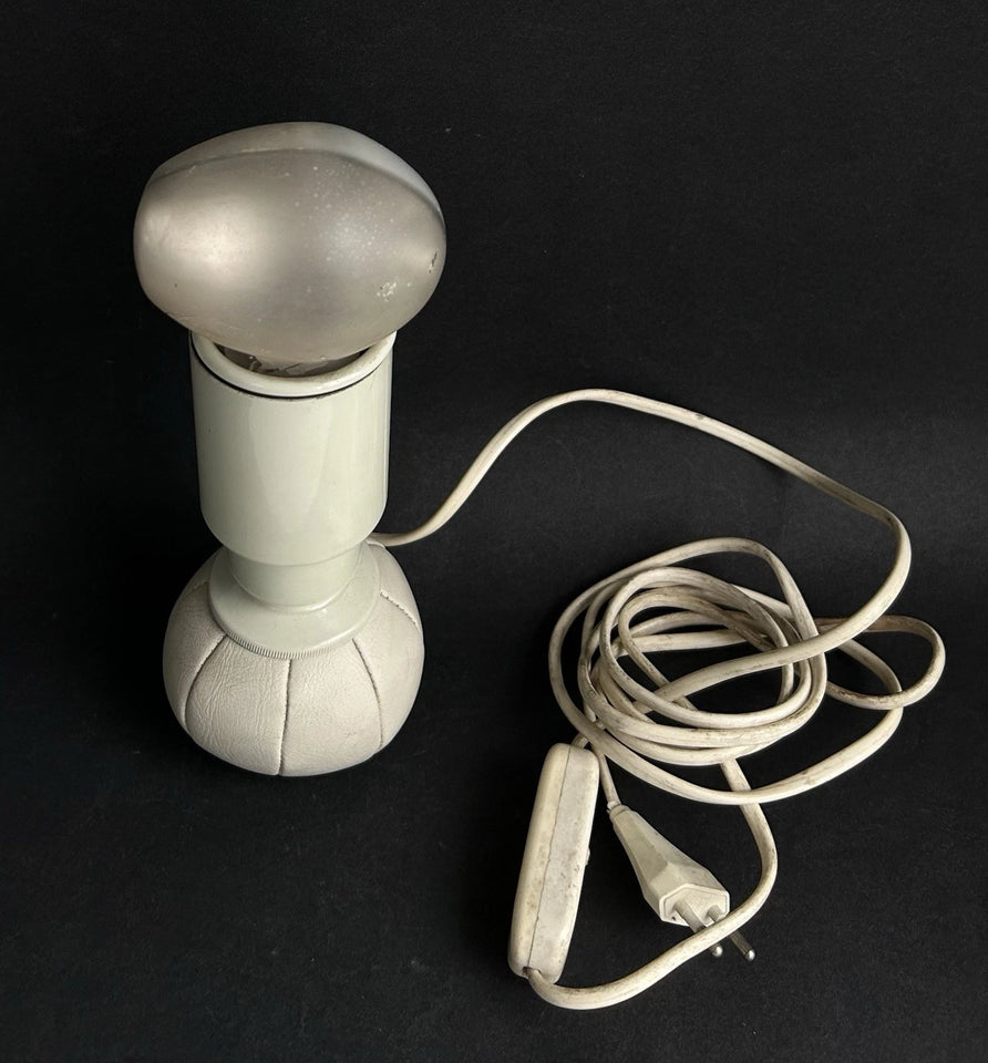 lampe de bureau design Gino Sarfatti Arteluce 600c cuir métal 1970
