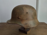Coque casque Allemand WW2 M40 avec son cerclage.