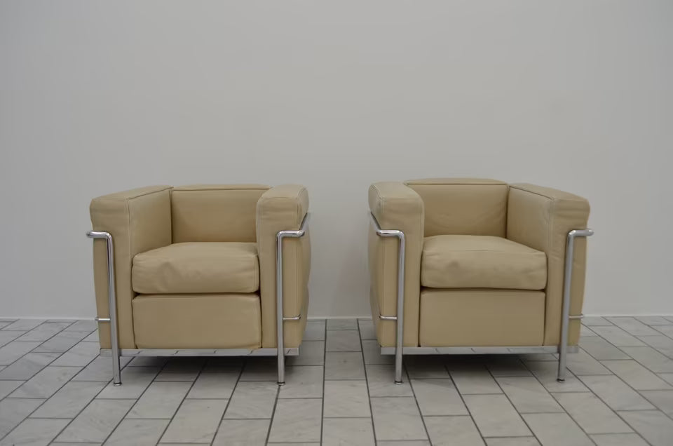 Fauteuil en cuir CASSINA LC2 Le Corbusier Z Cuir naturel 1v2