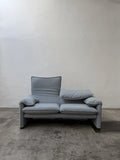 Canapé deux places Cassina Maralunga 40 design années 70 tissu bleu