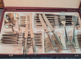 ménagère en métal argenté CHRISTOFLE / Modèle MALMAISON 47 pièces
