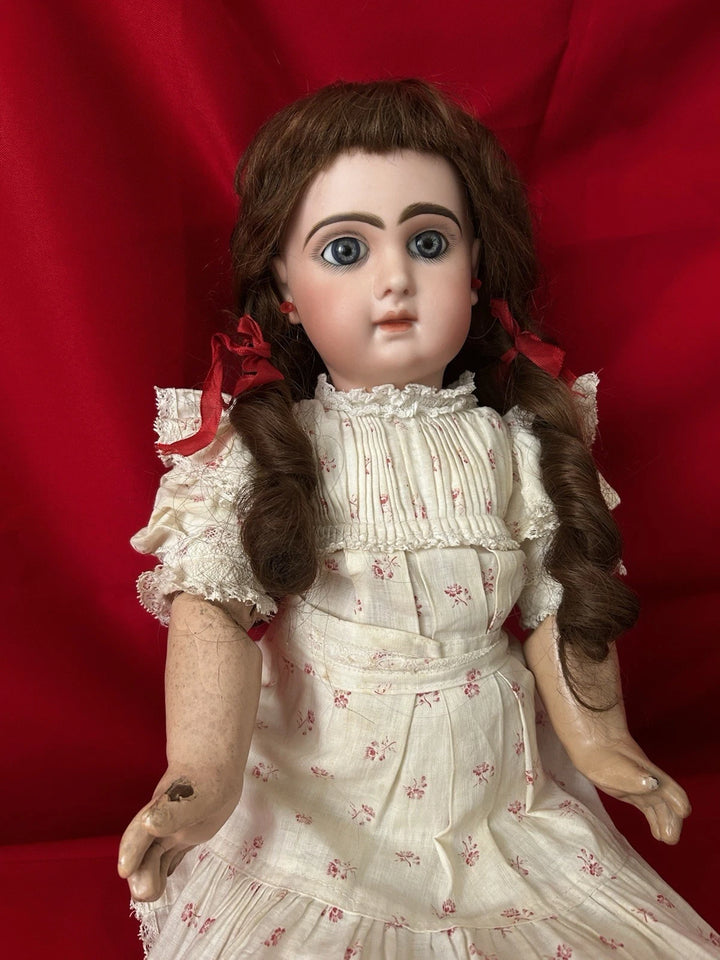 Rare Poupée Jumeau - bouche fermée - Fouquet Douville Taille 10
