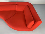 Canapé Ligne Roset "Yang" - En tissu rouge Kvadrat "Divina"