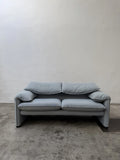 Canapé deux places Cassina Maralunga 40 design années 70 tissu bleu