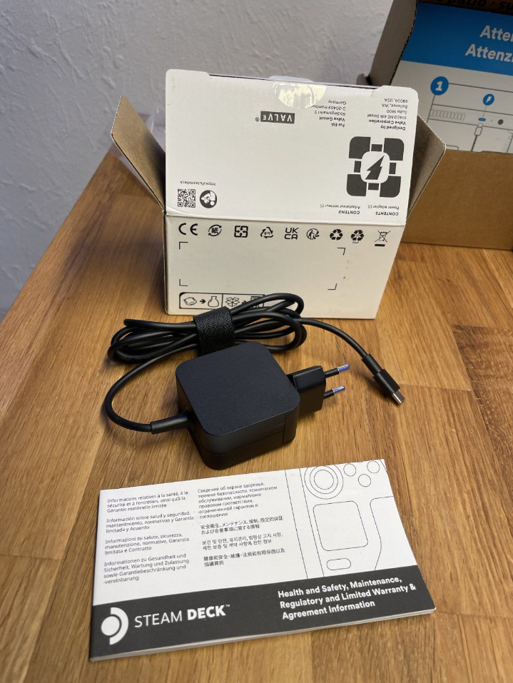 Valve Steam Deck 256 Go (NVMe - SSD) comme neuf dans son emballage d'origine